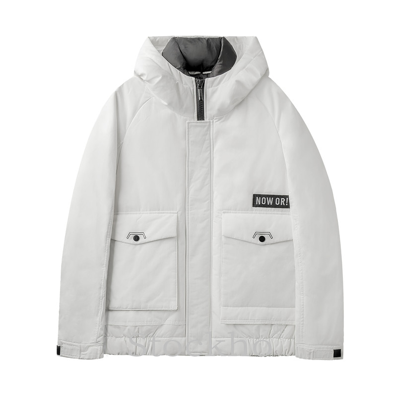 Veste en coton, chapeau blanc